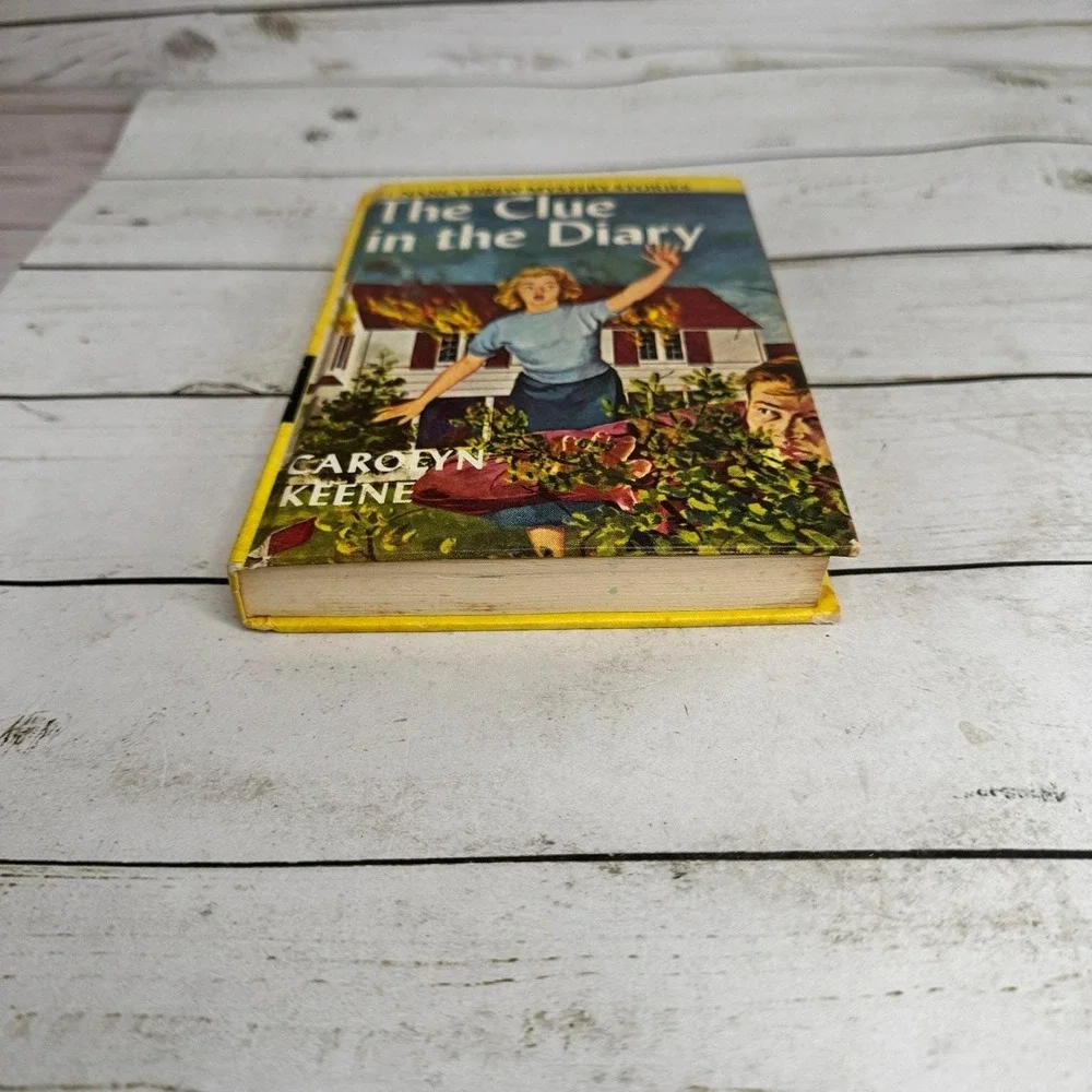 The Clue in the Diary Carolyn Keene 1962 Revised Edition Nancy‎ Drew Mystery